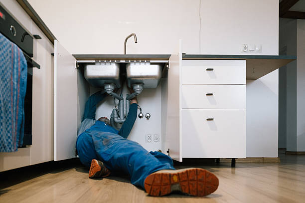 Professional Emergency Plumber technician working in Glen Alpine, NC